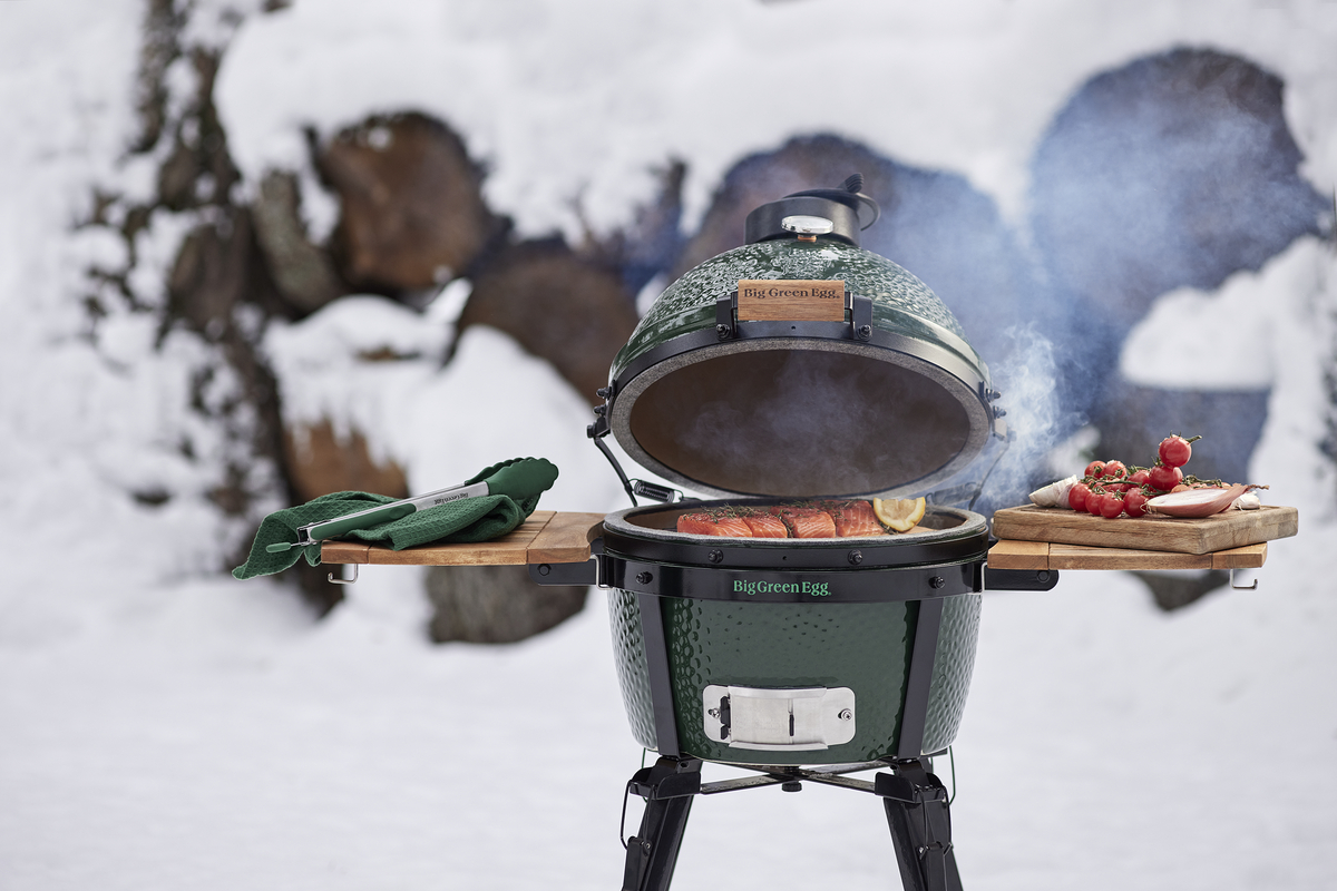 Big Green Egg със стойка и масички - Image 11
